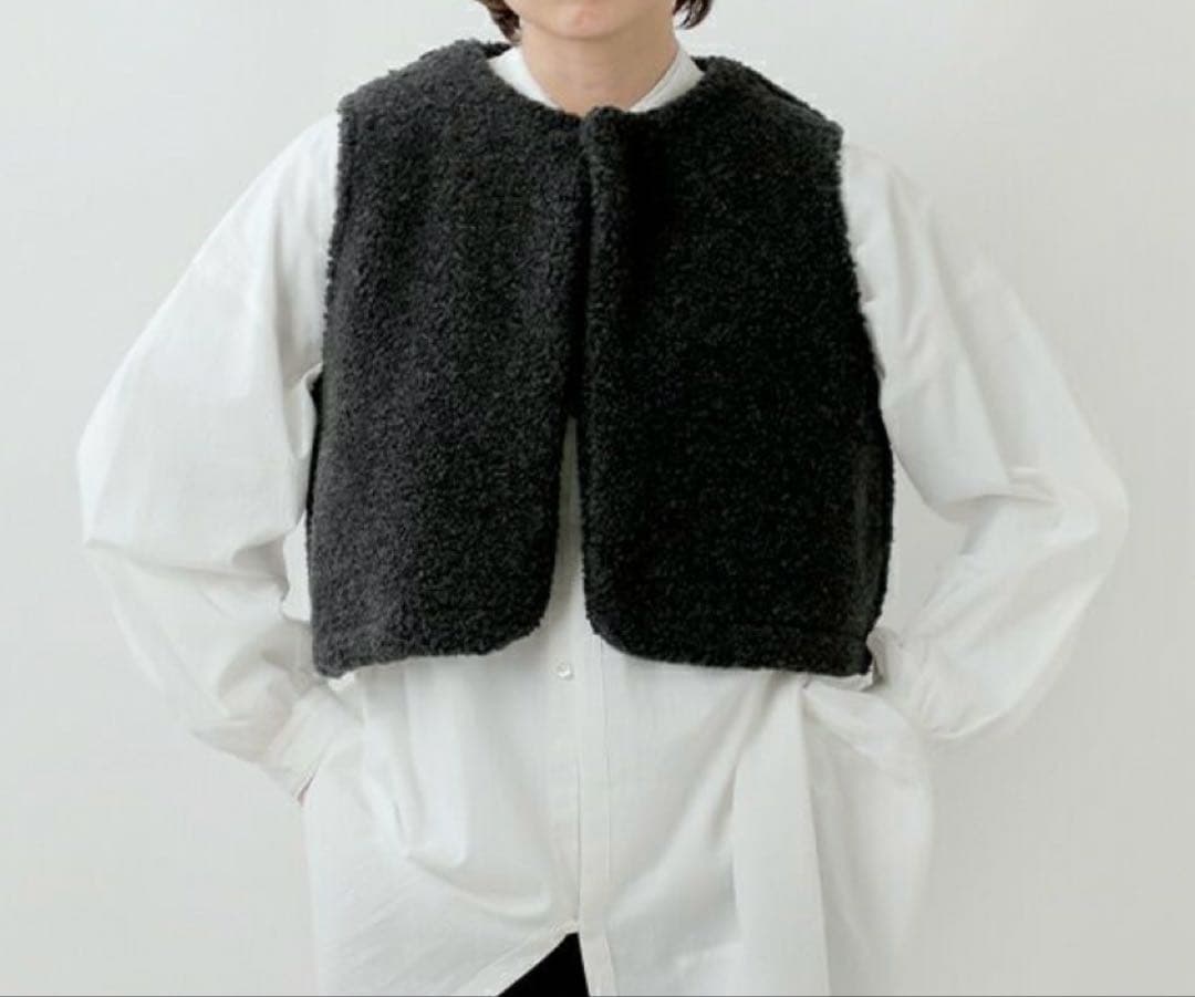 ユニヴァーサルセヴン ボアコンパクトベスト