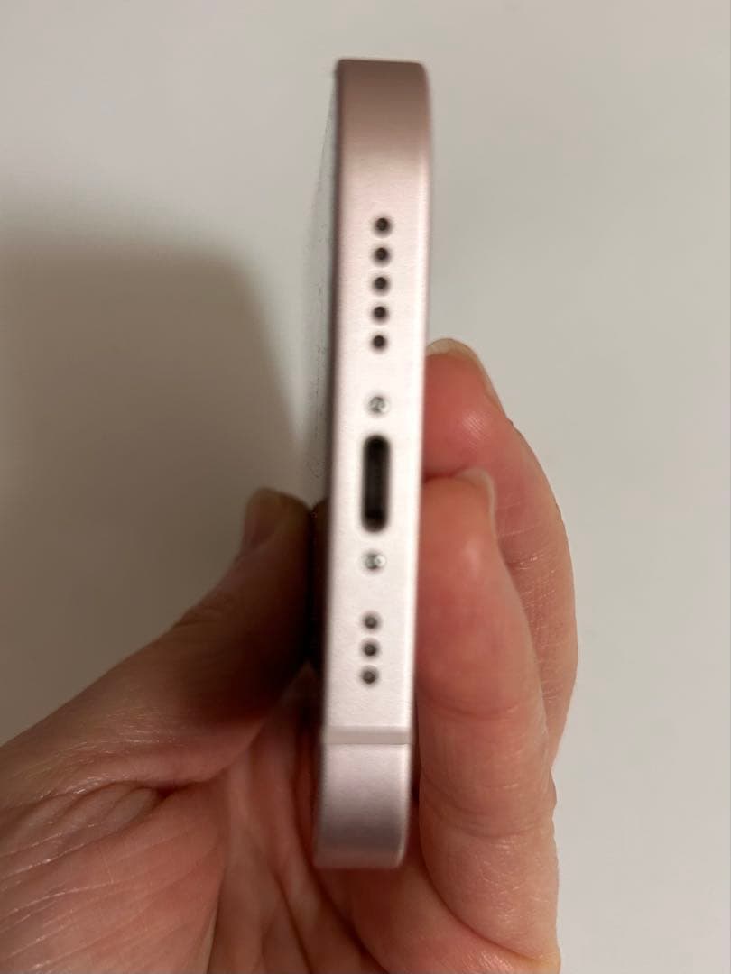 Apple iPhone 13 ピンク