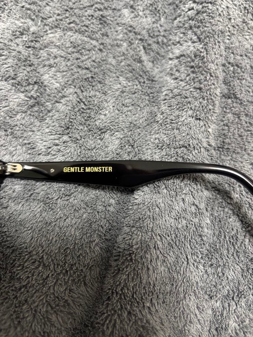 GENTLE MONSTER LILIT グリーン　正規品　付属品、ショッパー付