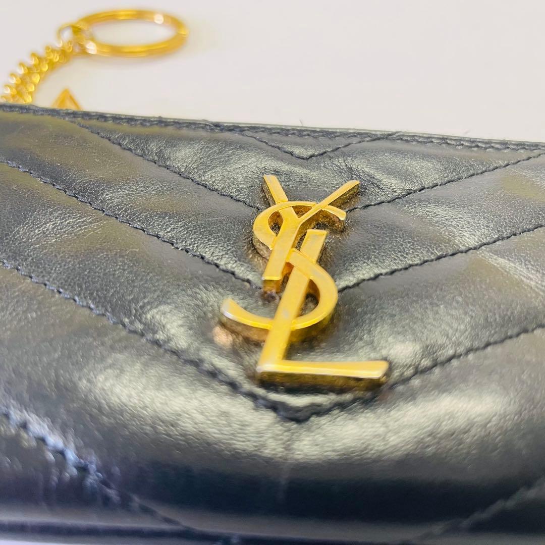 YSL 黒 レザー ケース キーチェーン付き　イヴ・サンローラン