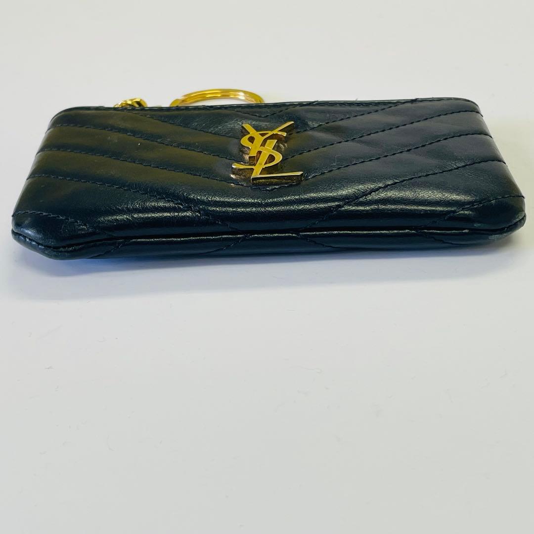 YSL 黒 レザー ケース キーチェーン付き　イヴ・サンローラン