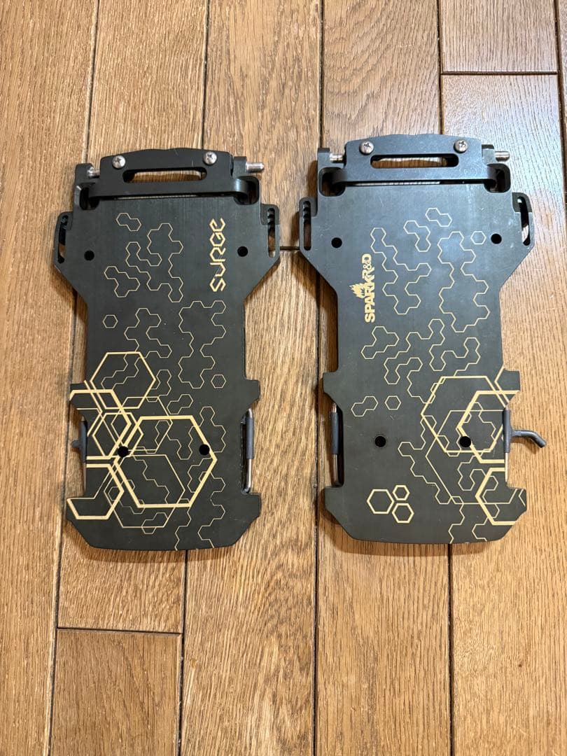 Spark R&D Surge スプリットボード ベースプレート左右　M