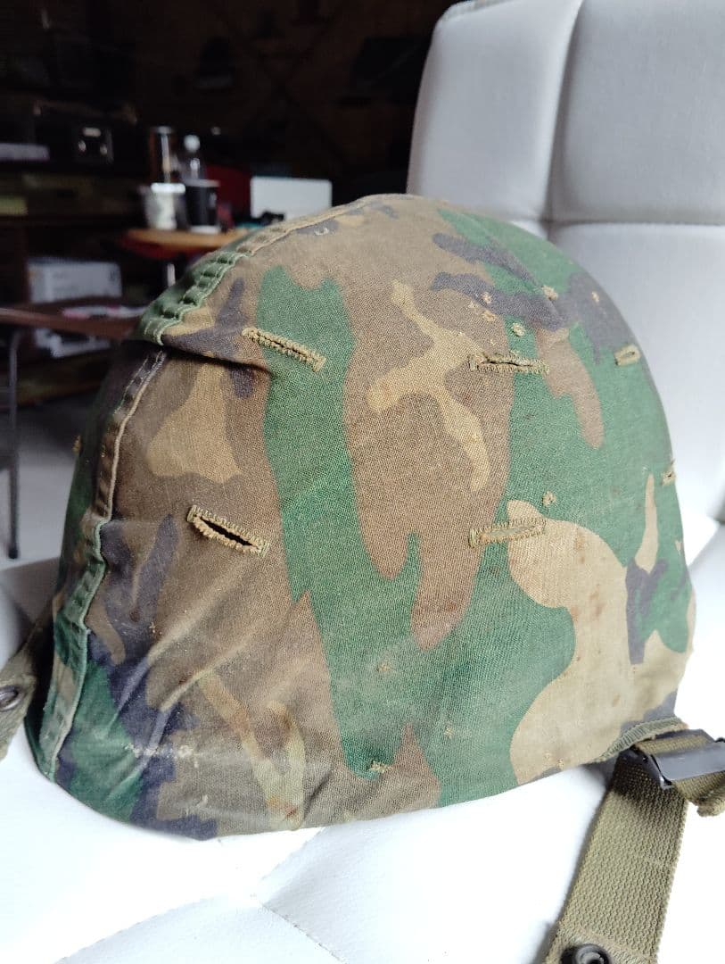 米軍放出　本物　M1ヘルメット