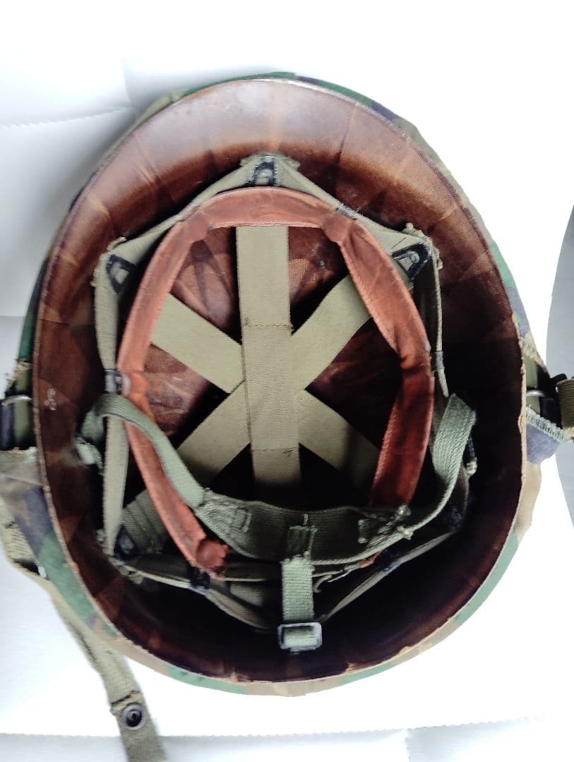 米軍放出　本物　M1ヘルメット