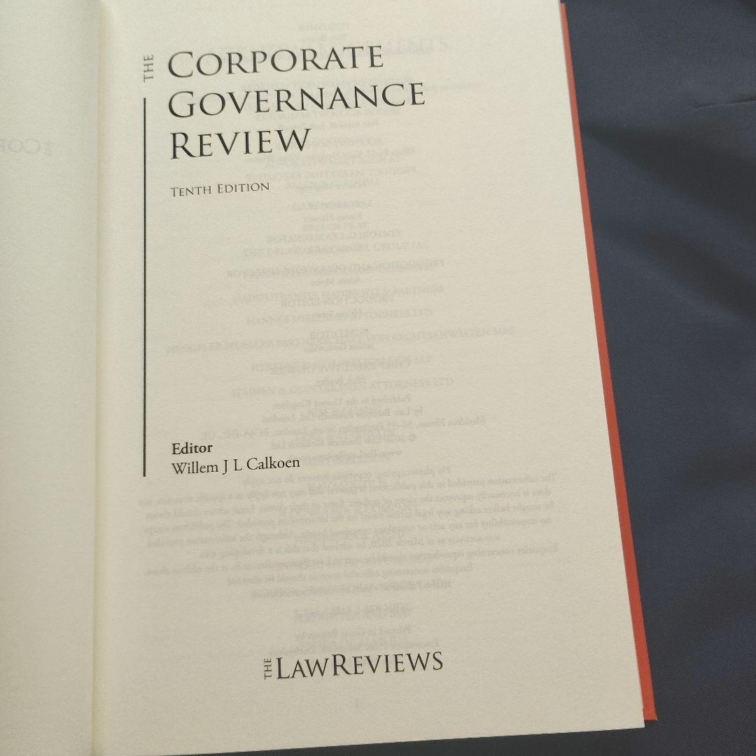 洋書 The Corporate Governance Review