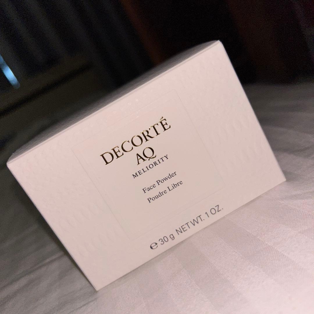 AQミリオリティフェイスパウダー