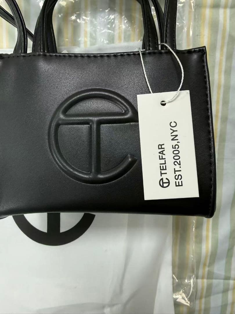 Telfar ブラックショルダーバッグ