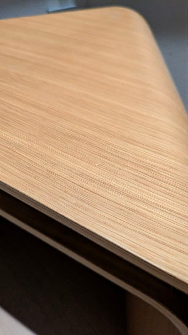 無印良品　オーク　木製三角形　ローテーブル