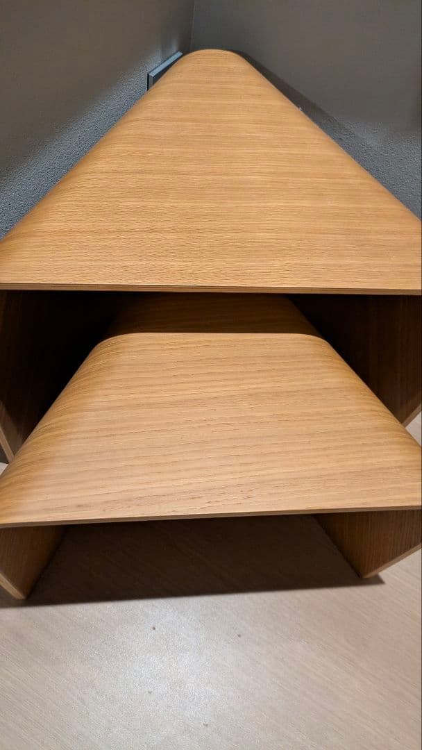 無印良品　オーク　木製三角形　ローテーブル