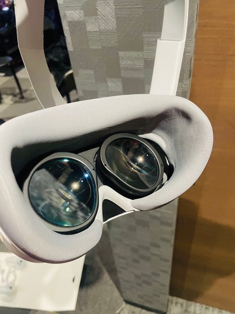 PICO 4 ULTRA 256GB ほぼ新品！