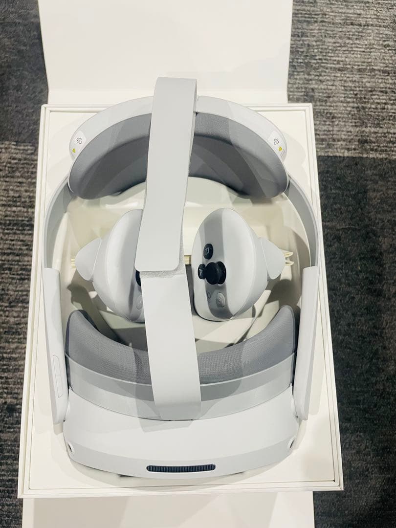 PICO 4 ULTRA 256GB ほぼ新品！