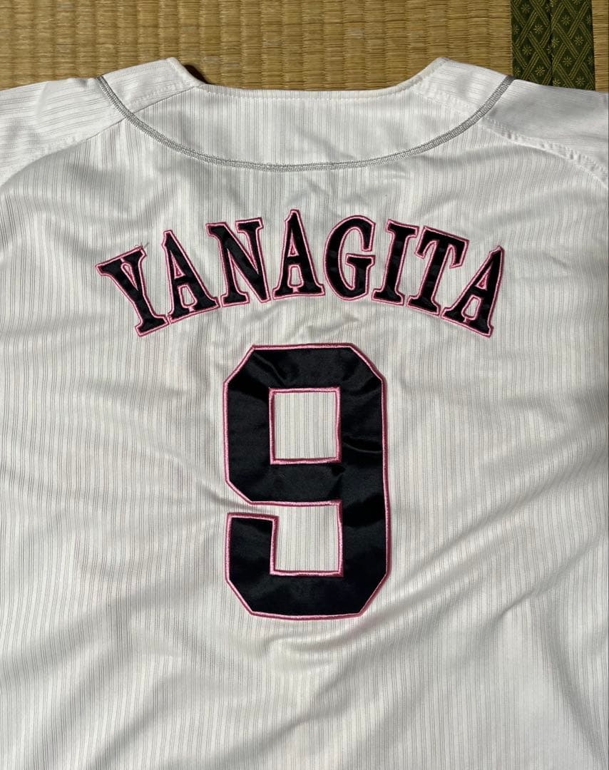 福岡ソフトバンクホークス 背番号9 柳田悠岐 ユニフォーム ピンクフルデー L