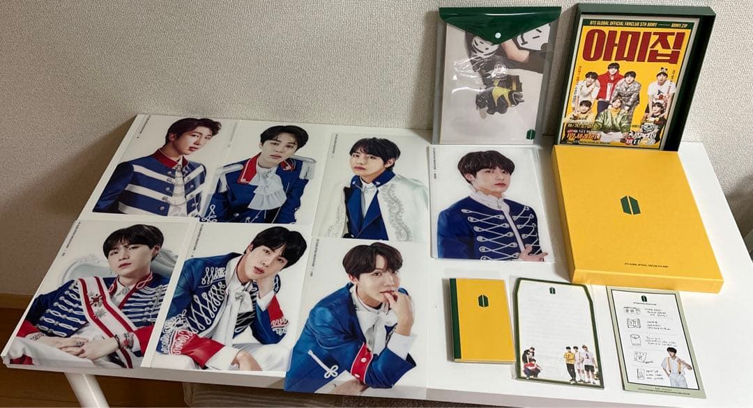 BTSグッズまとめ売り