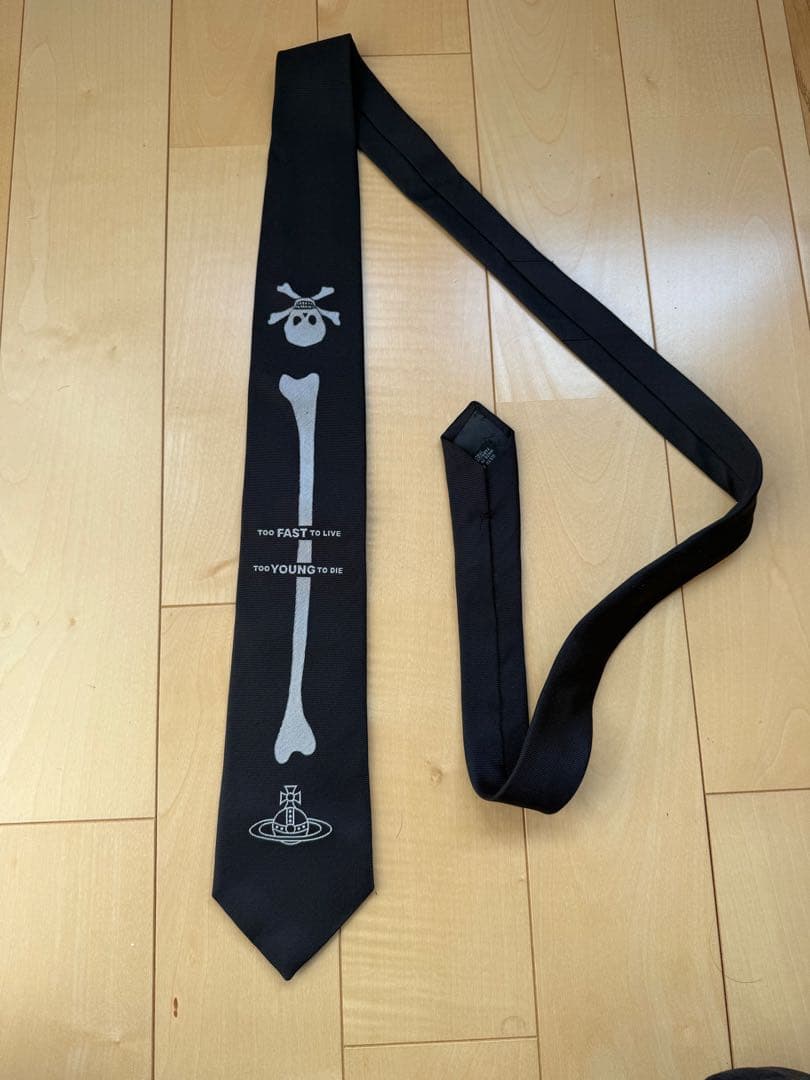 希少vivienne westwood BONES ネクタイ　骨　ボーン　スカル
