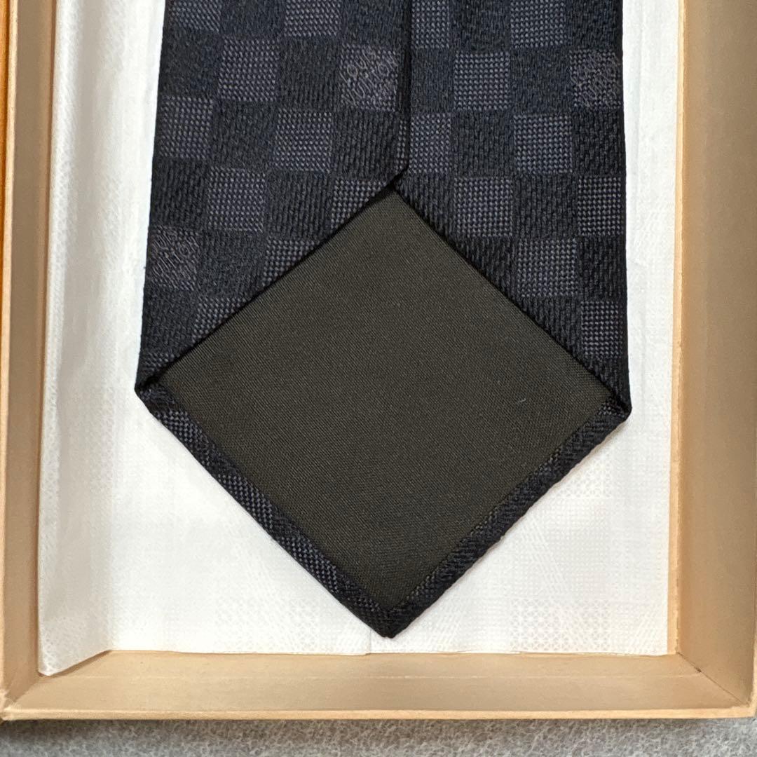 美品 ルイ・ヴィトン ネクタイ ダミエ柄 黒