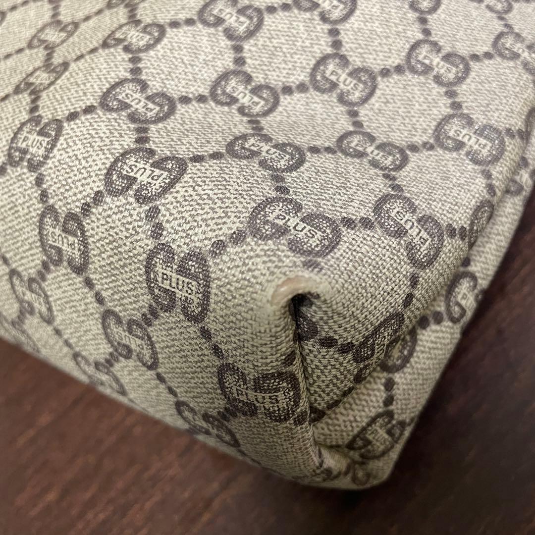 Gucci グッチプラス　GGパターン クラッチバッグ ベージュ　イタリア製