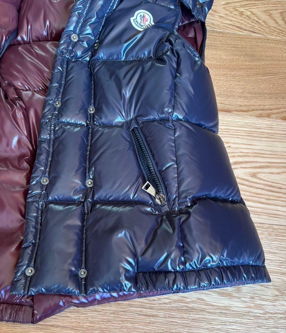極美品　モンクレール　MONCLER ダウンベスト