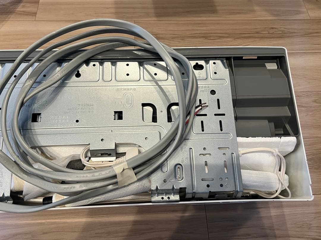 2023年製 ダイキン エアコン AN223AES-W (6畳程度)