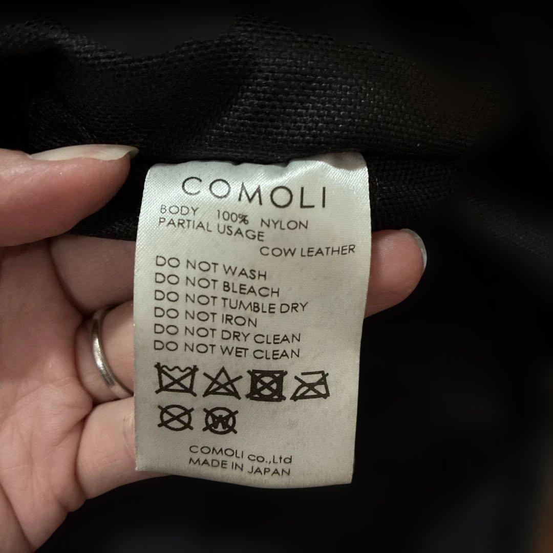comoli スウェード切替 ブラックバックパック