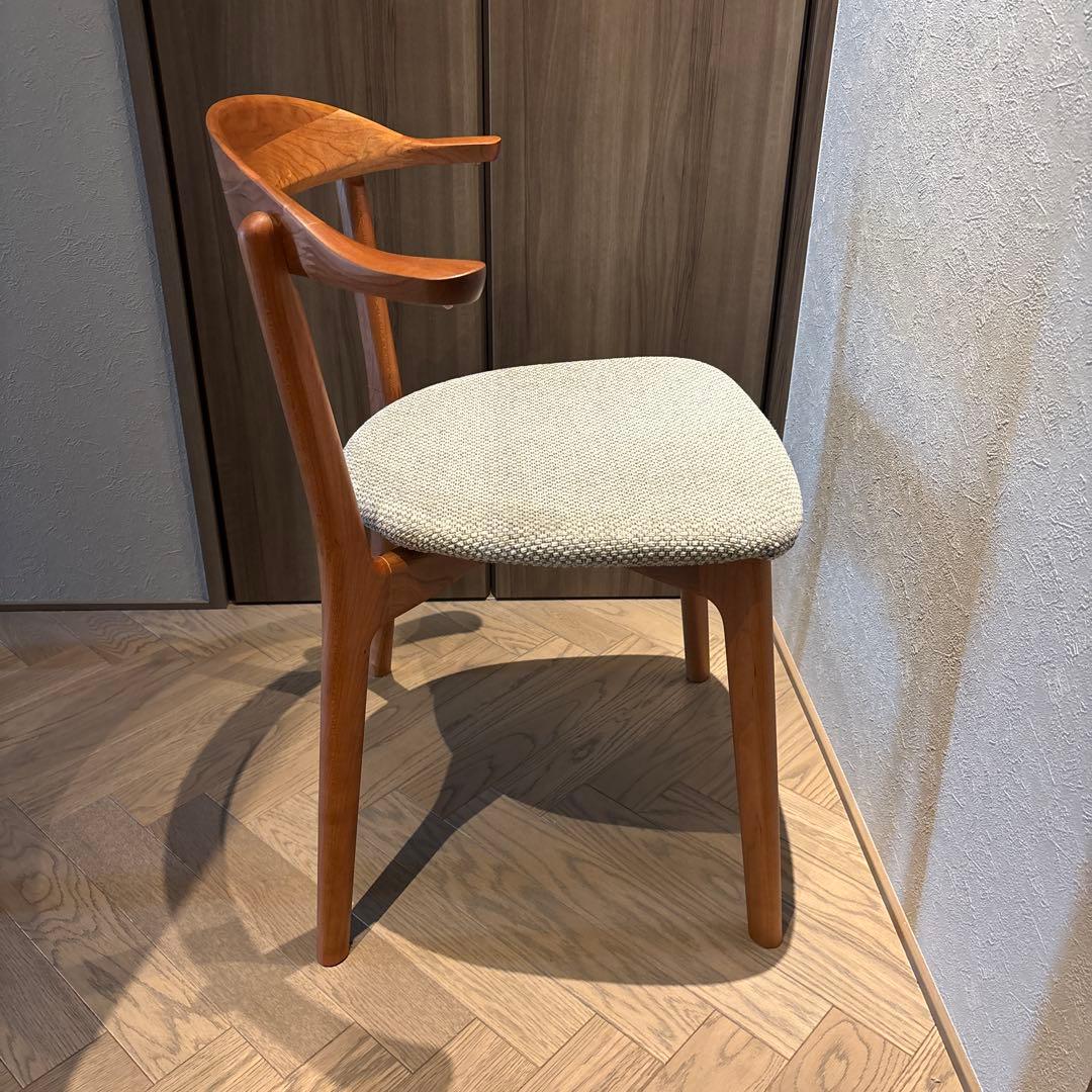 ゆうこ【美品】ナガノインテリア　ダイニングチェアブラックチェリー