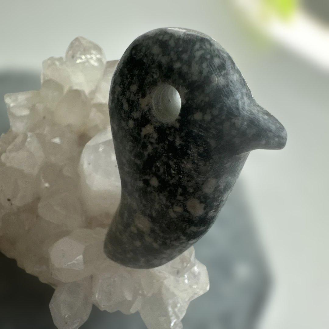 【遠野霊石】高波動勾玉　獣形勾玉(三ノ型) 角の生えた勾玉　一角獣