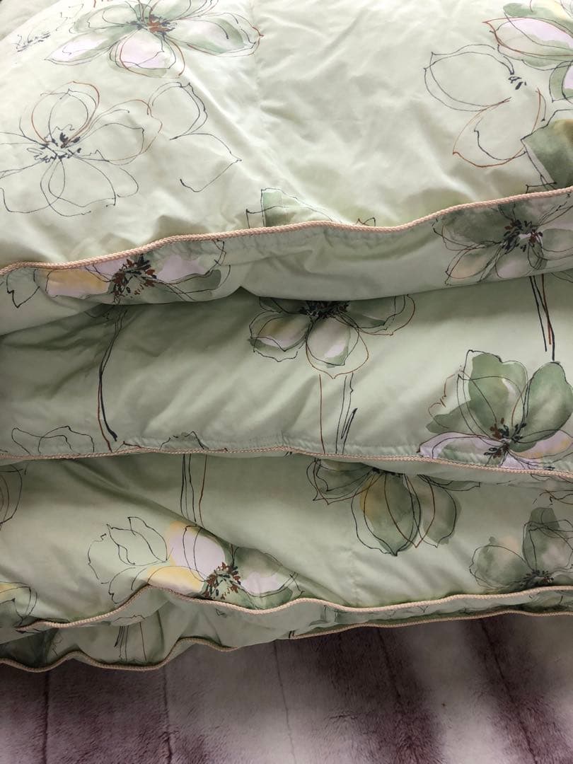 土・日限定値下げ！美品☆羽毛布団　シングル　ダウン93%