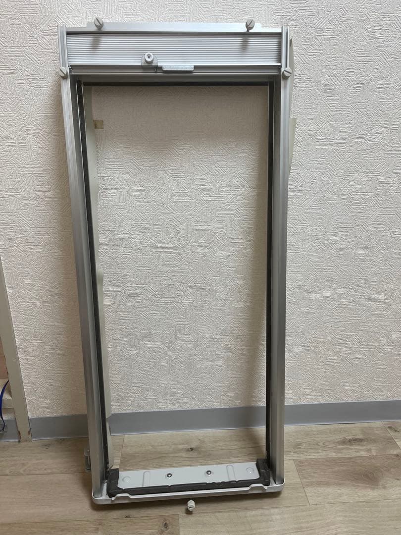 コロナ　ウィンドエアコン　CW-1822R 冷房専用