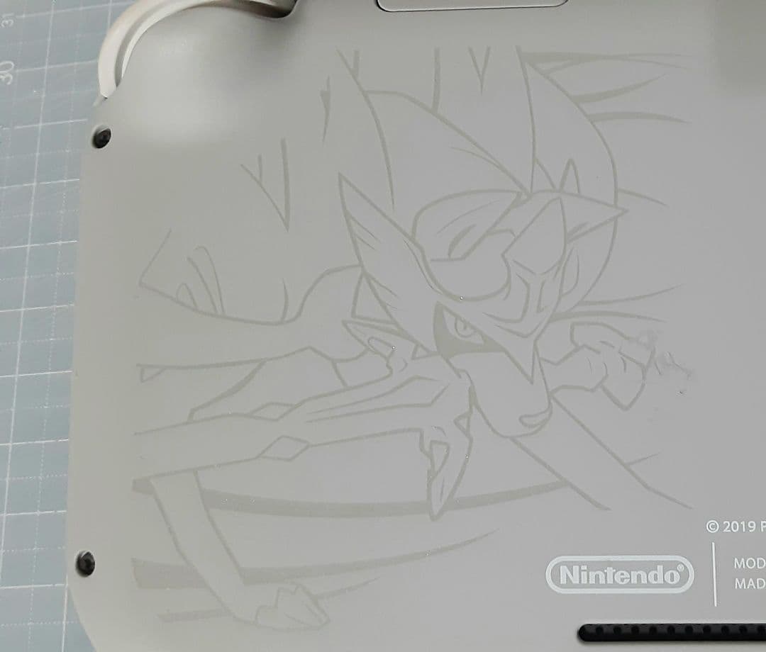 任天堂スイッチライト　ザシアン・ザマゼンタエディション☆美品☆