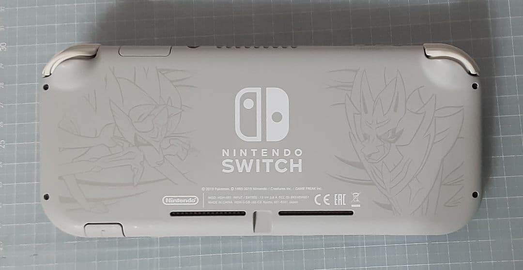 任天堂スイッチライト　ザシアン・ザマゼンタエディション☆美品☆