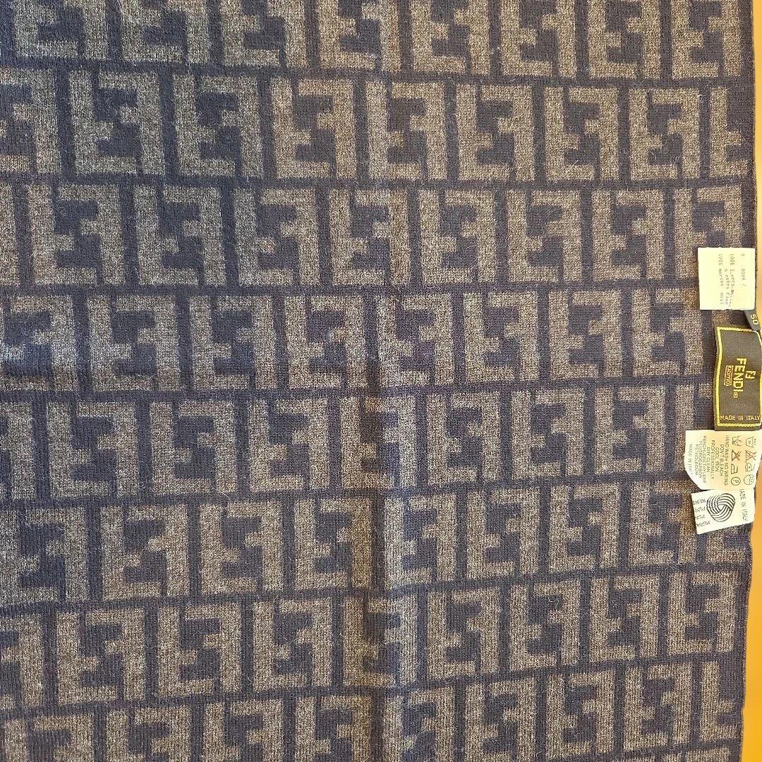 【FENDI】ズッカ柄 マフラー（ネイビーグレー）
