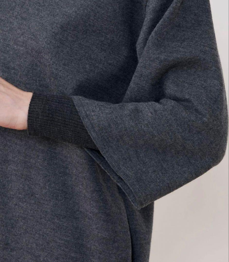 ✴︎2/7まで限定大幅値下げ✴︎GALERIE VIE ミドルスムースVネックワンピ