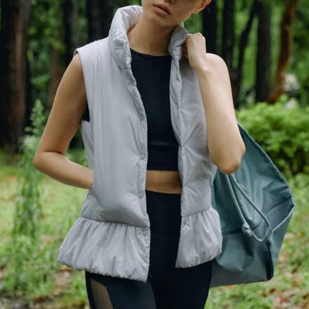 あっちゃん Chacott ペプラム 中綿ベスト 定価24,970円