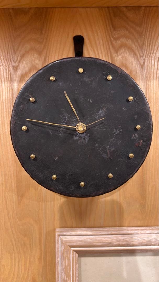 マスミツケンタロウさんの壁掛け時計