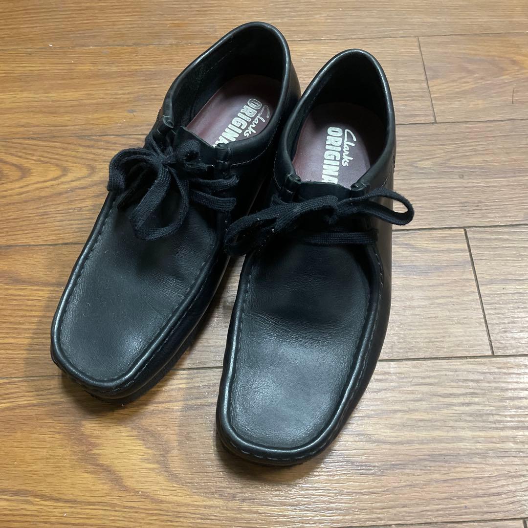 クラークス　ワラビー　オールレザー　ブラック