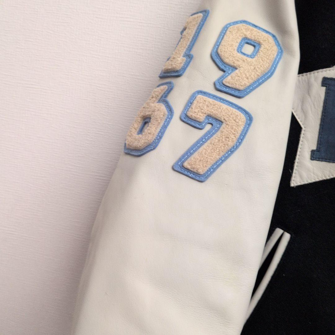 美品 ハリウッドランチマーケット 刺繍 ロゴ スタジャン サイズL