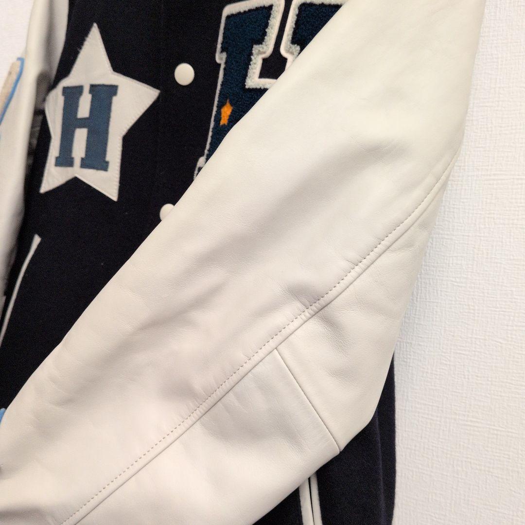 美品 ハリウッドランチマーケット 刺繍 ロゴ スタジャン サイズL