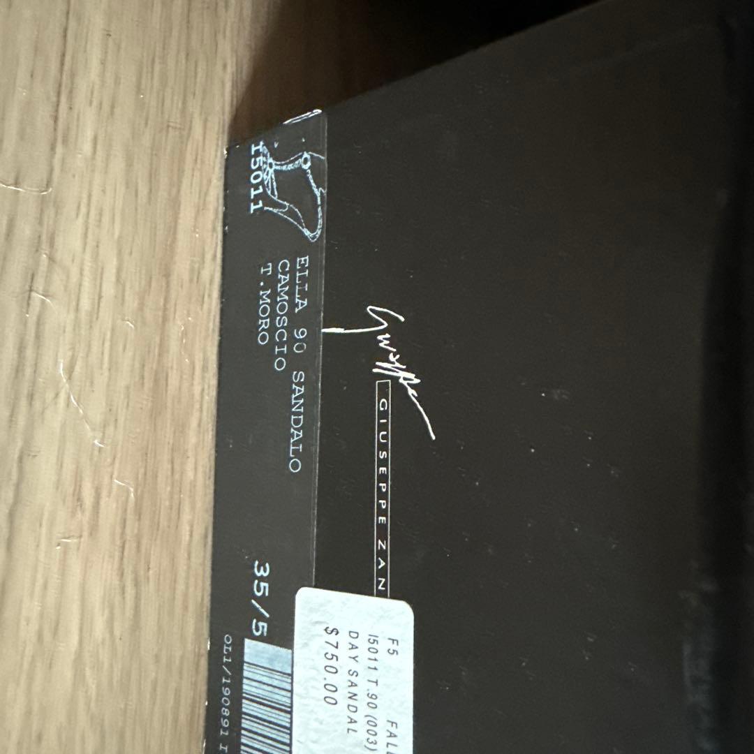 GIUSEPPE ZANOTTI サイズ5.5 ビジュー　サンダル