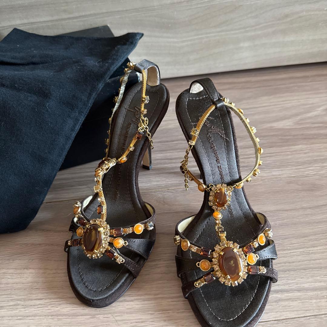 GIUSEPPE ZANOTTI サイズ5.5 ビジュー　サンダル