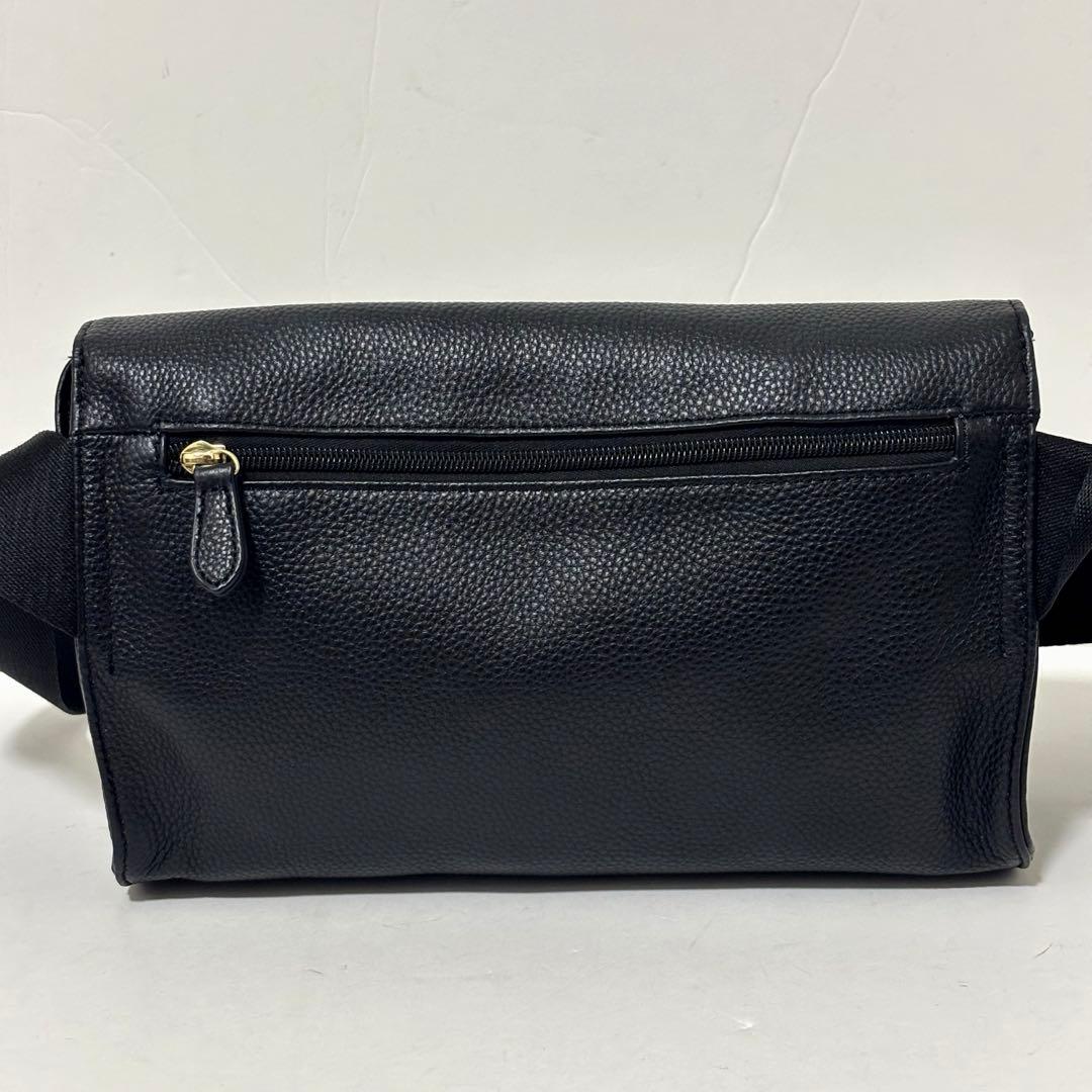 極美品 イアパピヨネ ワイドテープショルダーバッグ ボディバッグ 黒 ストーン