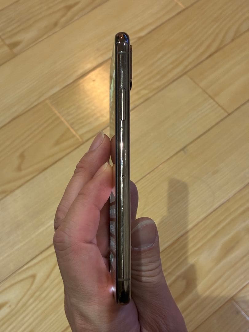 iphoneXs 256GB ゴールド 92% SIMロック無　残債無
