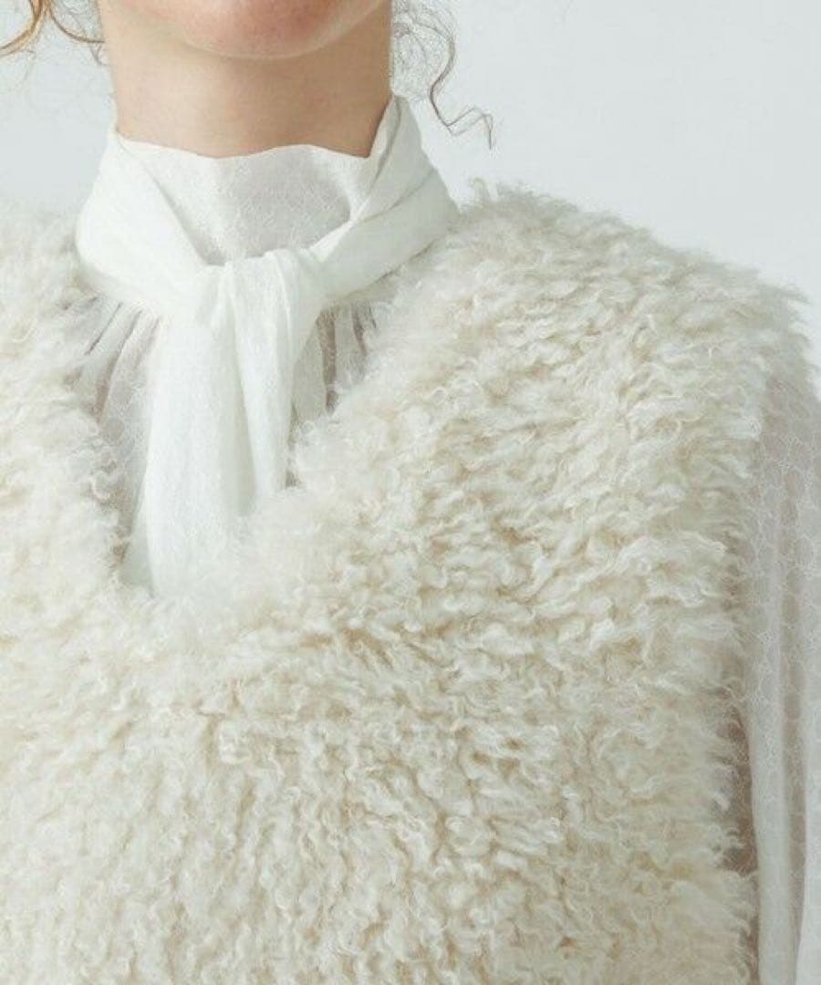 トゥモローランド　ボールジィ プードルファーVネックベスト ジレ36