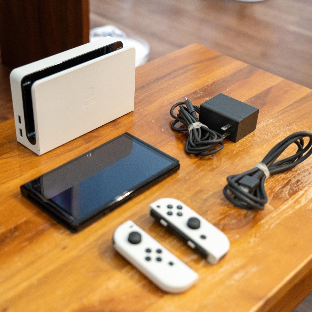 Nintendo Switch（有機ELモデル）