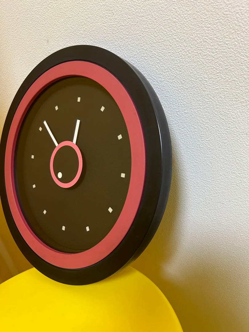 スペースエイジ　ポストモダン　壁掛け時計　ミッドセンチュリー　ウォールクロック