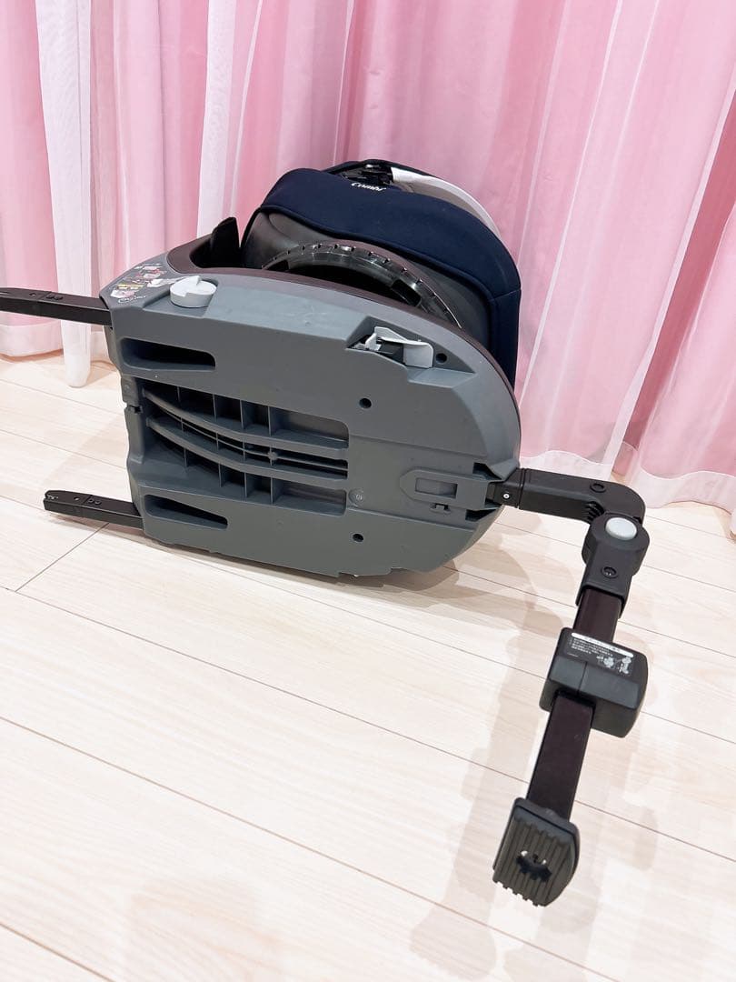 コンビ クルムーヴスマート Light ISOFIX チャイルドシート 新生児