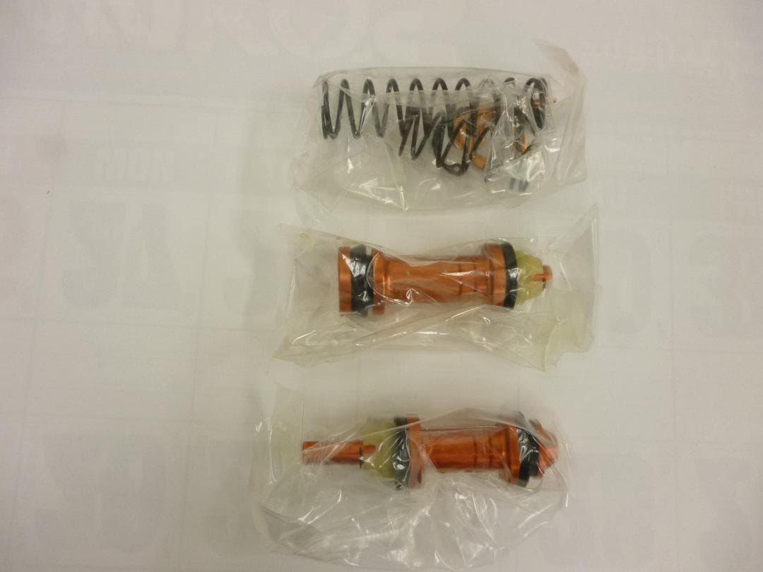 ブレーキマスター　ピストンキット ランクル78プラド LJ78G