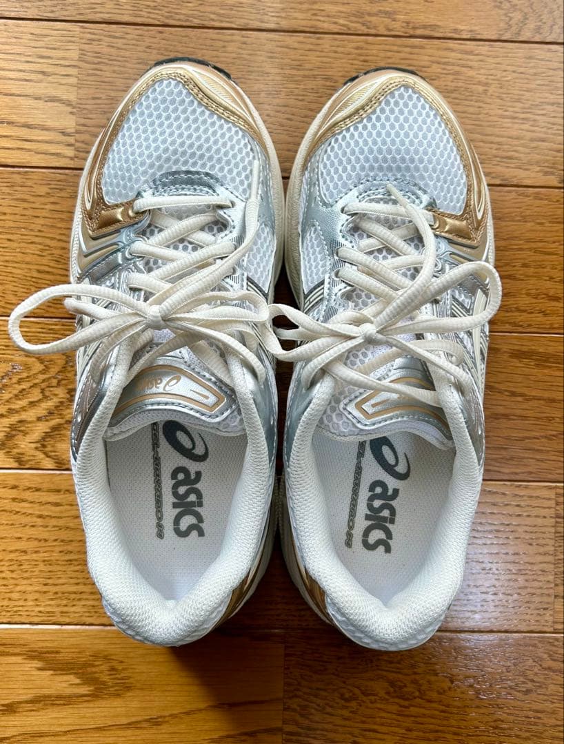 【ASICS】スニーカー GEL-KAYANO14 ホワイト/ゴールド