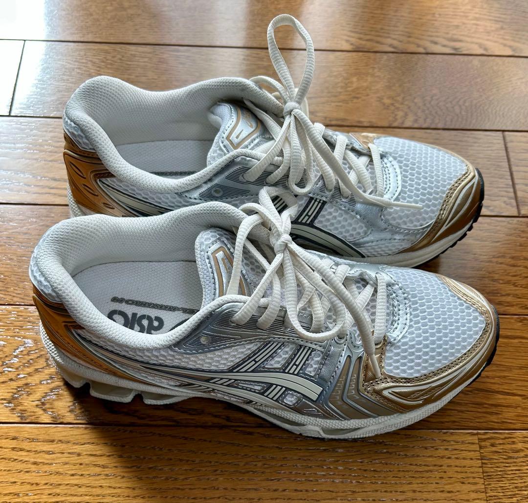 【ASICS】スニーカー GEL-KAYANO14 ホワイト/ゴールド