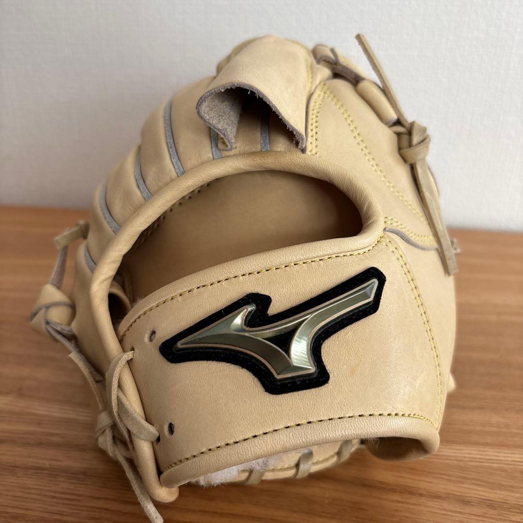ミズノ　グローバルエリート　硬式　グラブ　投手用　グローブ　定価52,800円