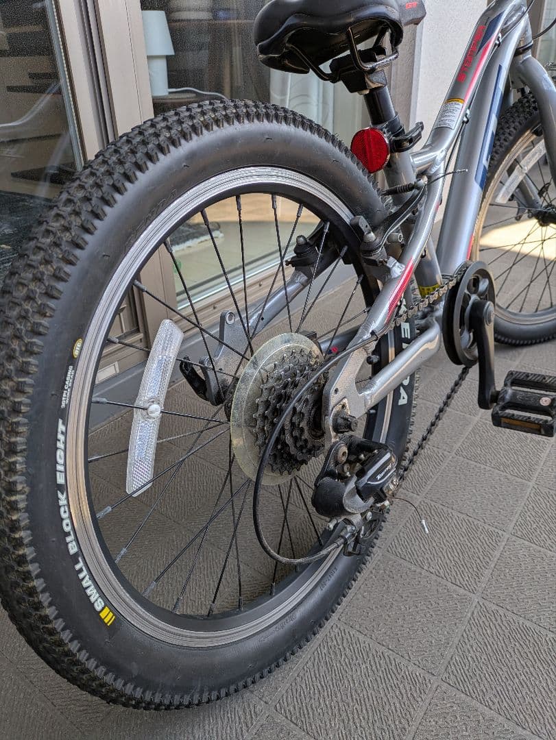 GT stomper Prime 20インチ キッズバイク【引き取り希望】