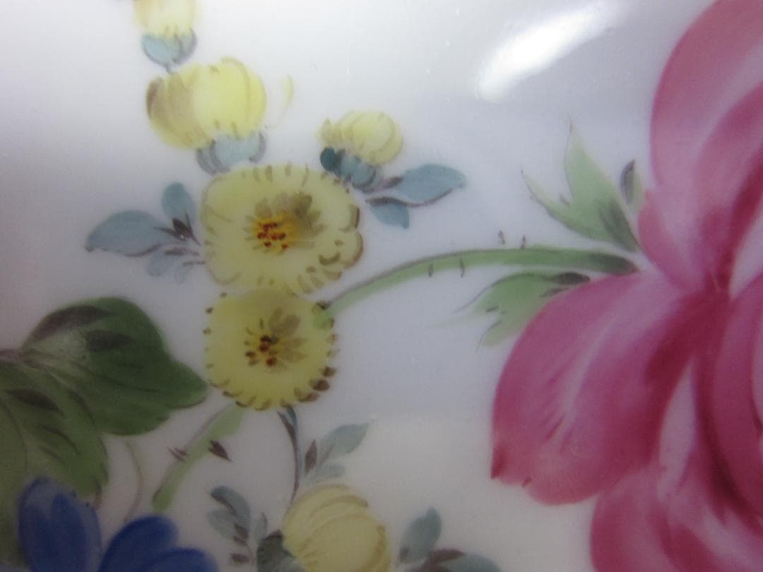 新品・未使用、一級品　マイセン三つ花（ピンクローズ）　20.0Φcmデザート皿